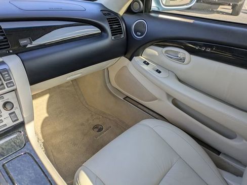 Used 2004 Lexus SC 430 Convertible image 17
