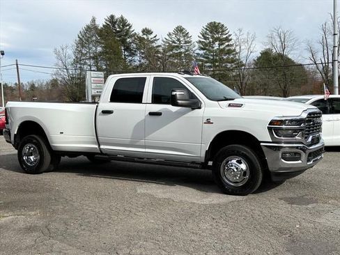 New 2026 RAM 3500 Tradesman image 3