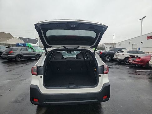 Used 2023 Subaru Outback Premium image 26