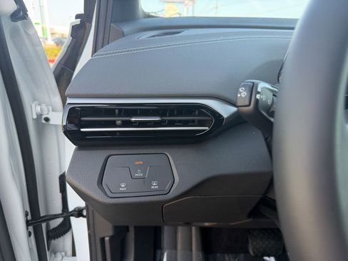 New 2026 Volkswagen ID.4 Pro RWD image 17
