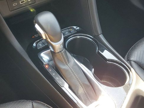 Certified 2023 Buick Encore GX Essence w/ Advanced Technology Package AWD/4WD image 32