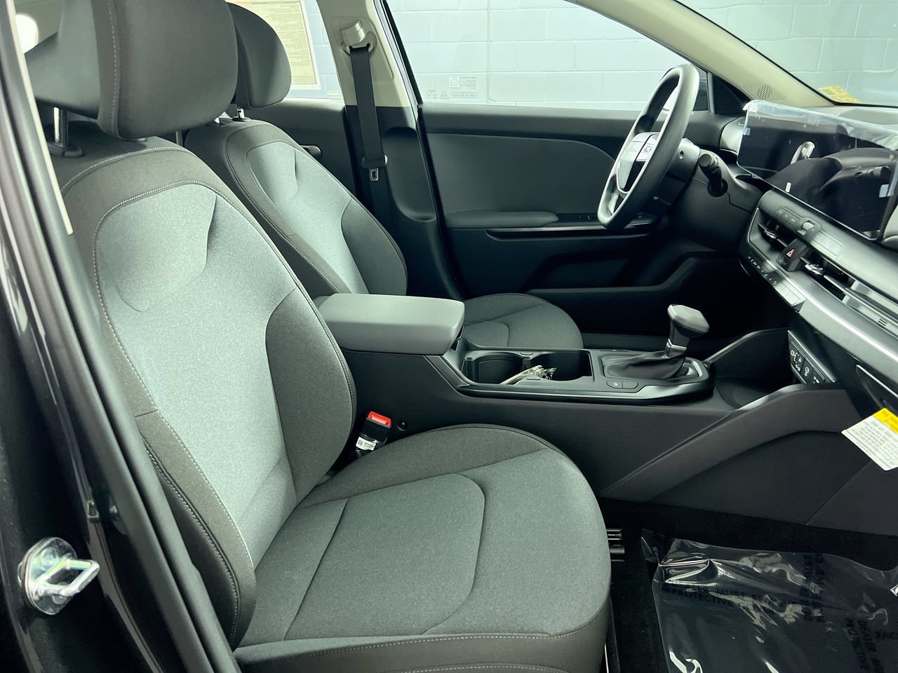 New 2026 Kia K4 FWD image 31