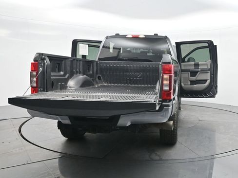 Used 2020 Ford F250 XLT image 44