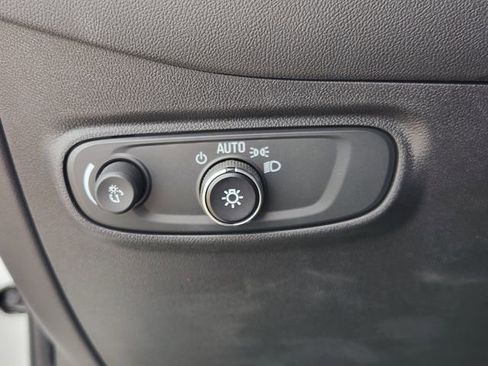 Used 2023 Chevrolet Equinox RS w/ LPO, Floor Liner Package image 22