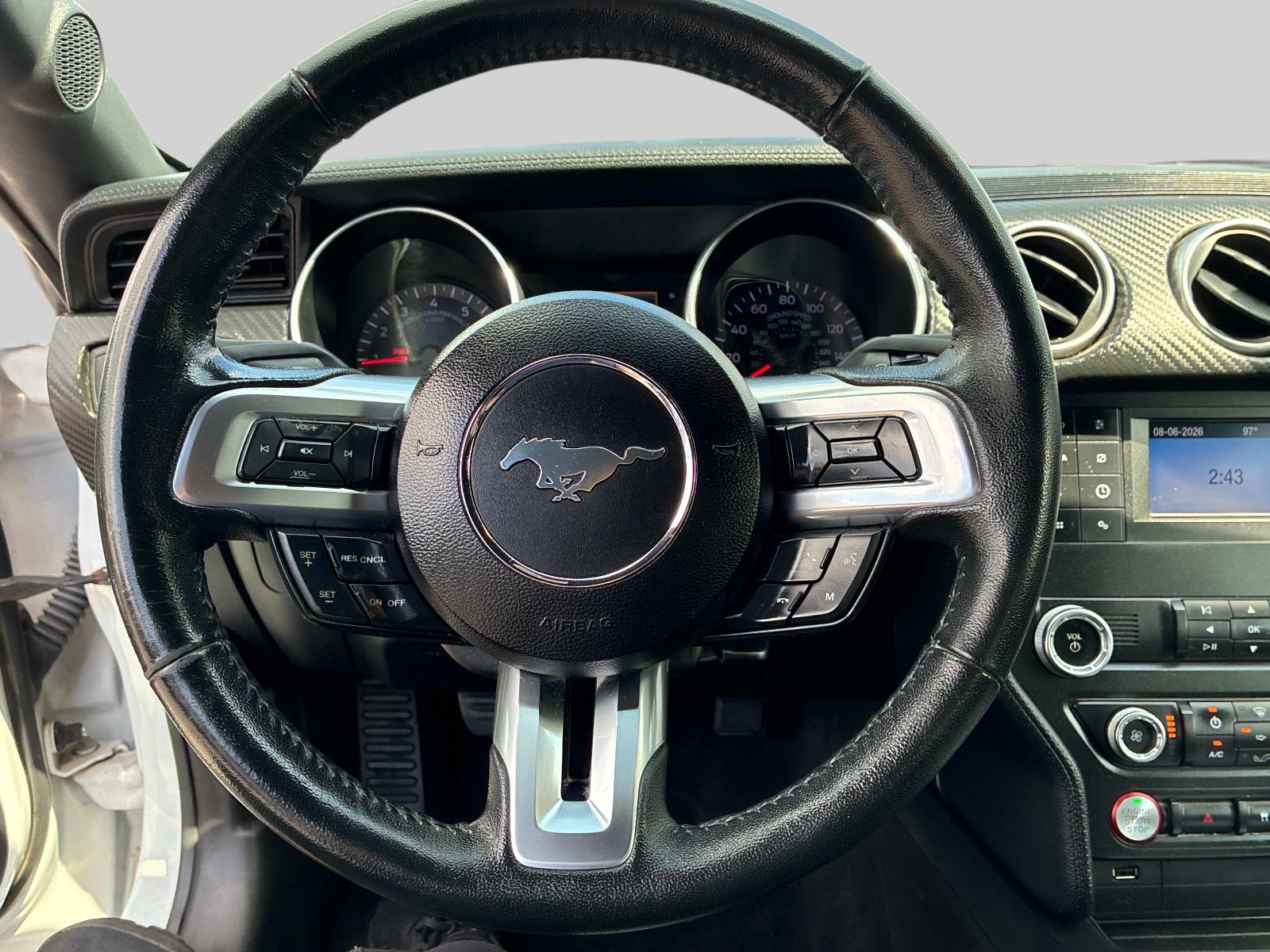 Used 2019 Ford Mustang Coupe RWD image 21