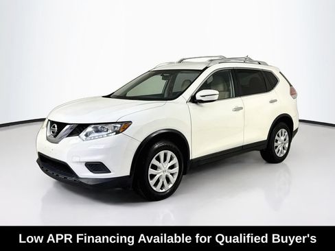 Used 2016 Nissan Rogue S w/ Appearance Package FWD image 3