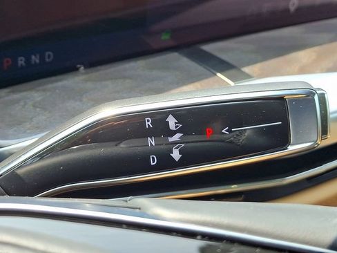 Certified 2026 Cadillac Escalade IQ Luxury 2 AWD/4WD image 15