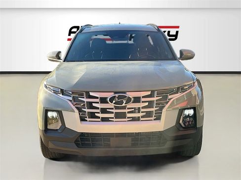 Used 2023 Hyundai Santa Cruz Limited image 2