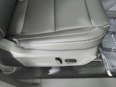 Certified 2026 Nissan Murano SL AWD/4WD image 30