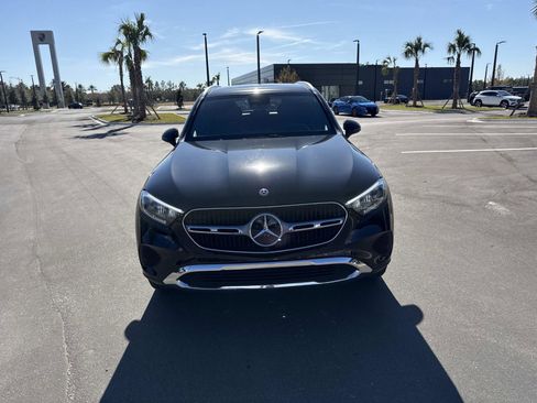 Used 2025 Mercedes-Benz GLC 300 image 8