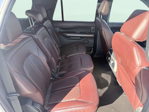 Used 2023 Ford Expedition Max Limited image 44