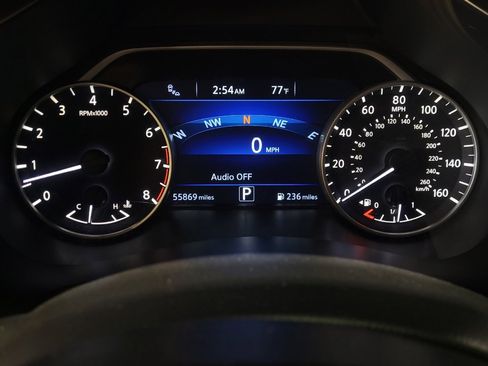 Used 2016 Nissan Murano Platinum w/ Platinum Technology Package FWD image 23