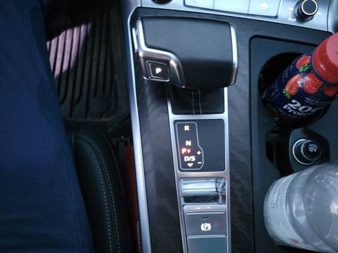 Used 2022 Audi A6 Premium Plus image 19