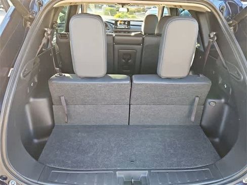 Used 2022 Mitsubishi Outlander SE image 34