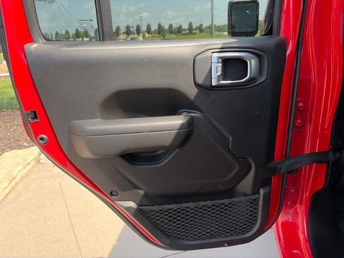 Used 2023 Jeep Wrangler Unlimited Sport AWD/4WD image 32