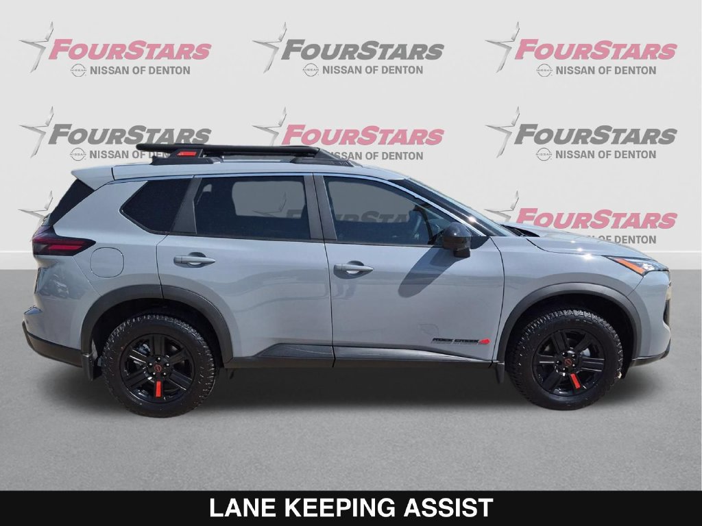 New 2026 Nissan Rogue SV AWD/4WD image 3