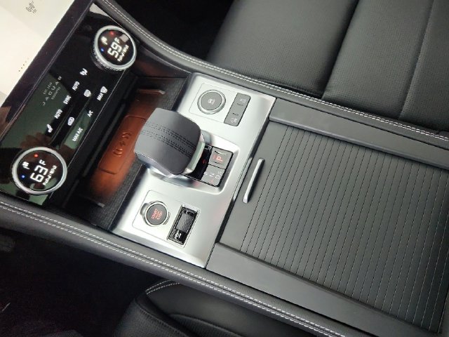 Certified 2026 Jaguar F-PACE R-Dynamic S AWD/4WD image 30
