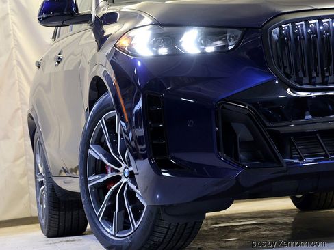 New 2026 BMW X5 xDrive50e w/ M Sport Package image 4