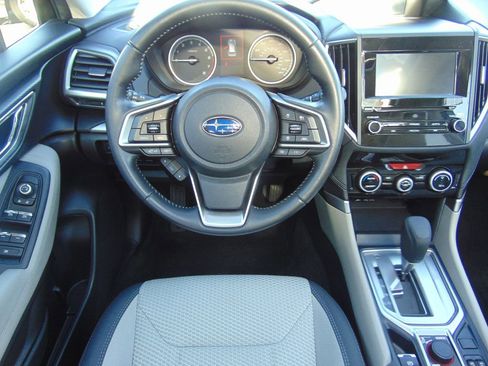 Used 2019 Subaru Forester Premium image 18