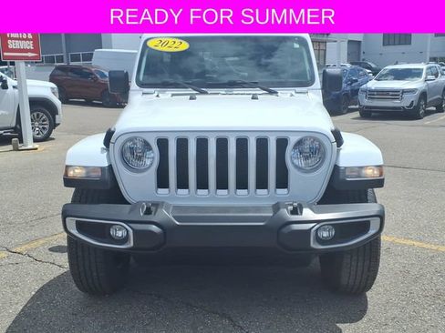 Used 2022 Jeep Wrangler Unlimited Sahara AWD/4WD image 2