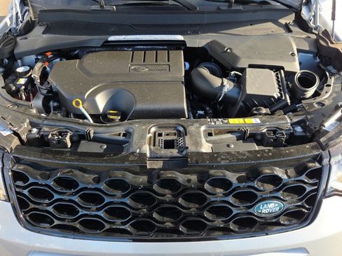 New 2025 Land Rover Discovery Sport S image 29