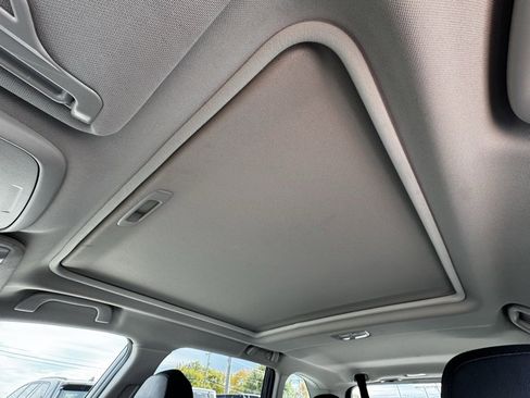 Used 2024 Subaru Forester Limited image 32