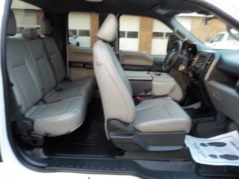 Used 2022 Ford F350 XL w/ Power Equipment Group image 30