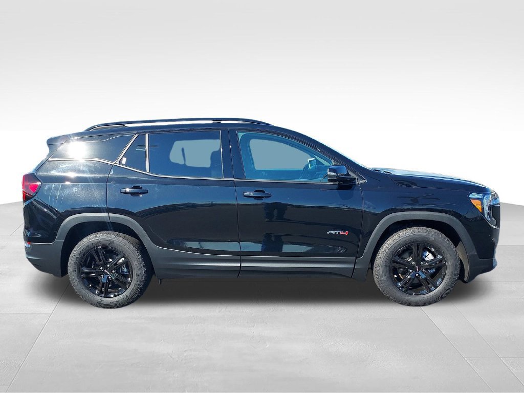 Used 2024 GMC Terrain AT4 w/ Tech Package AWD/4WD image 6