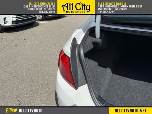 Used 2012 BMW 535i 535i 4dr Sedan image 36