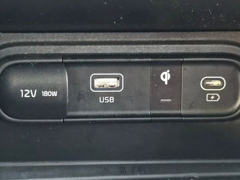 Used 2023 Kia Sportage SX image 35