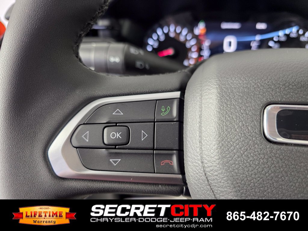 New 2026 Jeep Compass Latitude AWD/4WD image 19
