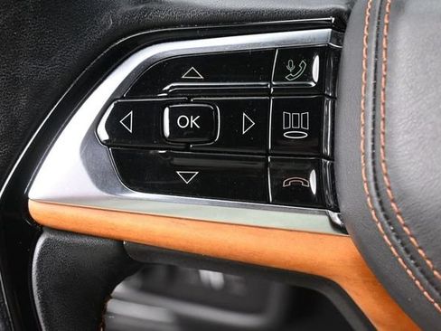 Used 2021 Jeep Grand Cherokee L Summit AWD/4WD image 18