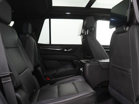 Used 2021 GMC Yukon Denali w/ Denali Ultimate Package AWD/4WD image 12