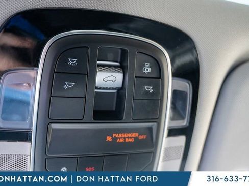 Used 2021 Hyundai Santa Fe SEL w/ Convenience + Premium Package image 18