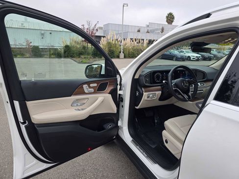 Used 2025 Mercedes-Benz GLE 350 4MATIC image 21