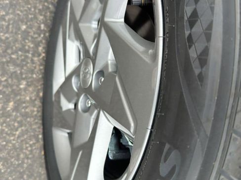 New 2026 Hyundai Kona SE image 20