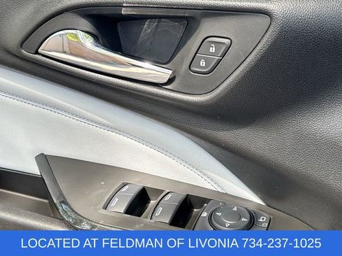Used 2024 Chevrolet Trax LT FWD image 21