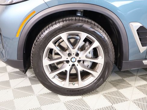 Used 2025 BMW X5 xDrive40i AWD/4WD image 18