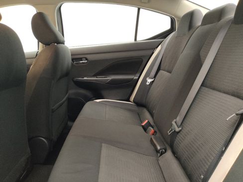 Used 2021 Nissan Versa SV image 18