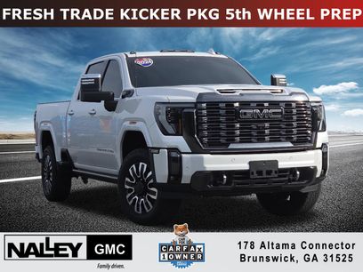 Used 2024 GMC Sierra 2500 Denali Ultimate w/ Max Trailering Package