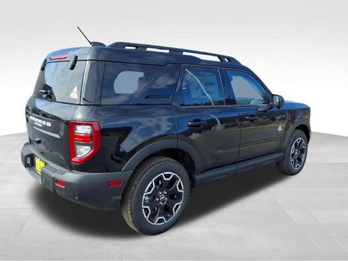 New 2025 Ford Bronco Sport Outer Banks w/ Outer Banks Tech Package+ AWD/4WD image 13