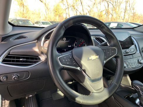 Used 2024 Chevrolet Malibu LT image 34