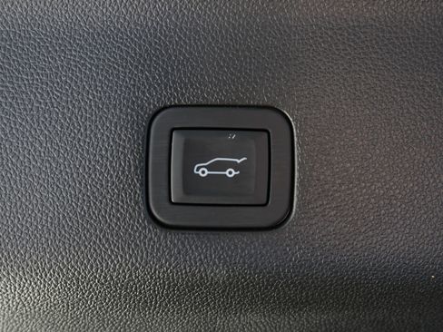 Used 2026 Cadillac Escalade V w/ LPO, ONYX Package image 12