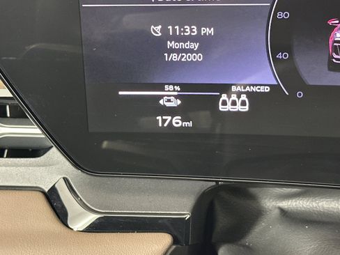 Used 2025 Audi Q6 e-tron Premium w/ Convenience Package image 23