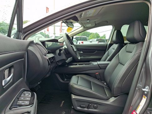 Certified 2025 Nissan Murano SV AWD/4WD image 15