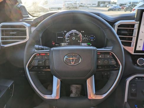 Used 2025 Toyota Tundra Platinum image 12