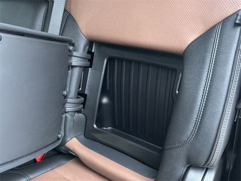 Used 2024 Chevrolet Silverado 2500 High Country w/ High Country Premium Package image 32