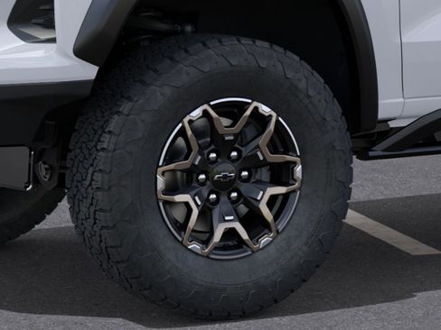 New 2026 Chevrolet Colorado ZR2 w/ Technology Package AWD/4WD image 33