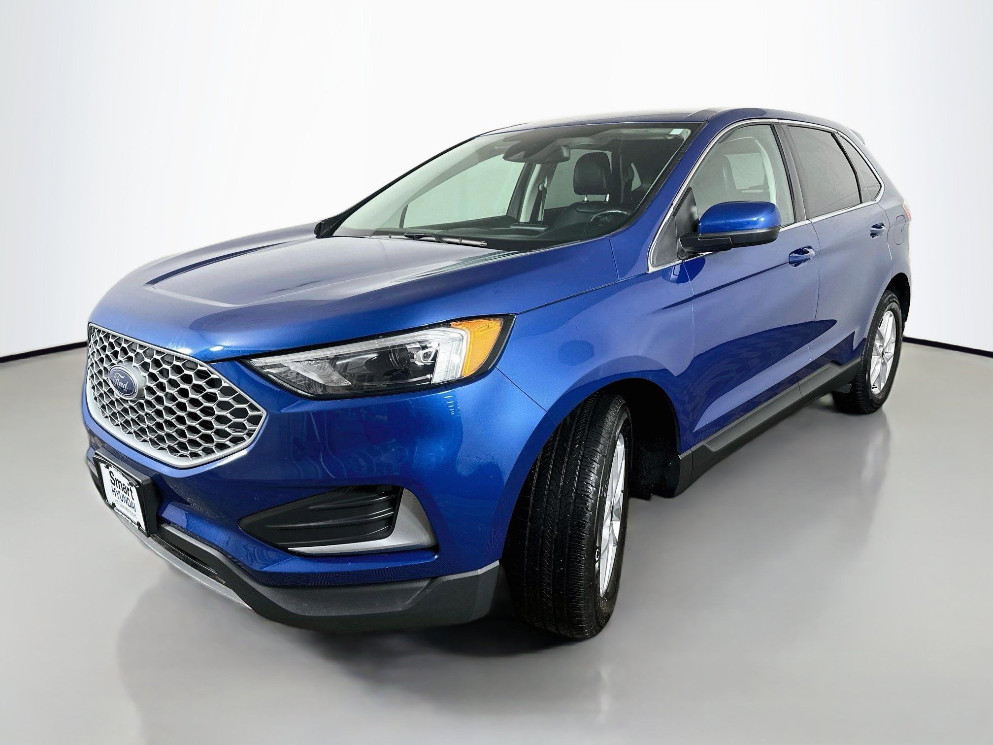 Used 2023 Ford Edge SEL AWD/4WD image 3