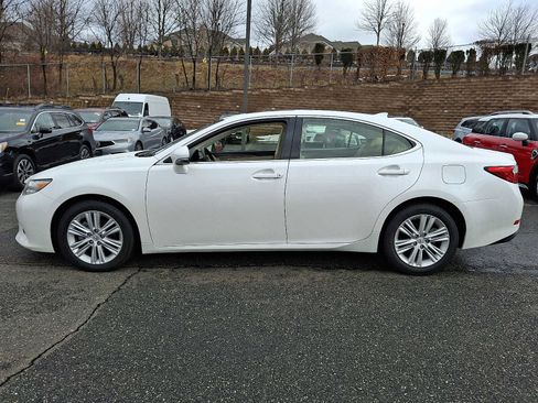 Used 2015 Lexus ES 350 w/ Premium Package image 6